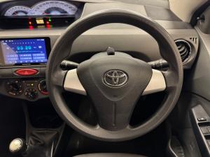 Toyota Etios sedan 1.5 Sprint - Image 8