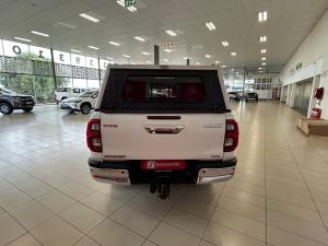 Toyota Hilux 2.8GD-6 double cab 4x4 Raider auto - Image 5