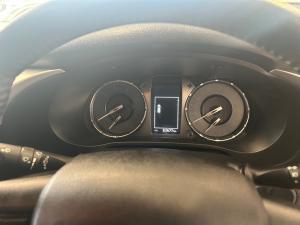 Toyota Hilux 2.8GD-6 double cab 4x4 Raider auto - Image 11