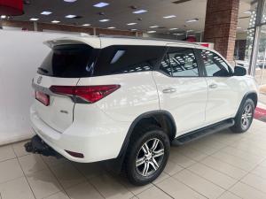 Toyota Fortuner 2.4GD-6 4x4 - Image 2
