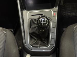 Volkswagen Polo hatch 1.0TSI Comfortline - Image 11