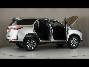 Toyota Fortuner 2.4GD-6 auto - Image 31