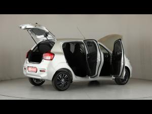 Toyota Vitz 1.0 XR manual - Image 16