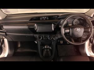 Toyota Hilux 2.0 single cab S (aircon) - Image 6