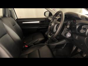 Toyota Hilux 2.0 single cab S (aircon) - Image 10