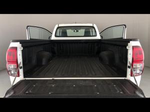 Toyota Hilux 2.0 single cab S (aircon) - Image 13