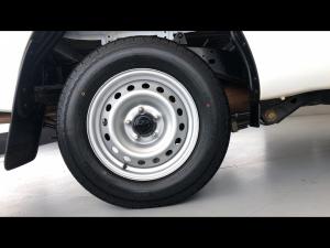 Toyota Hilux 2.0 single cab S (aircon) - Image 20