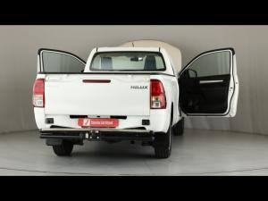 Toyota Hilux 2.0 single cab S (aircon) - Image 24