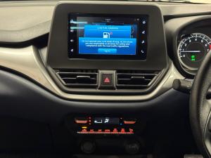 Toyota Starlet 1.5 XS auto - Image 12