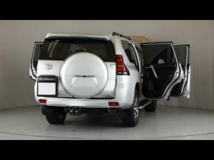 Toyota Land Cruiser Prado 2.8GD VX - Image 24