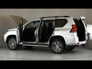 Toyota Land Cruiser Prado 2.8GD VX - Image 26