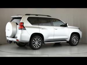 Toyota Land Cruiser Prado 2.8GD VX - Image 2