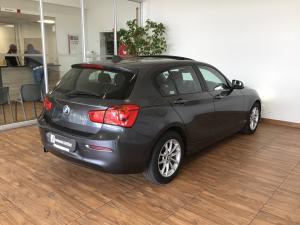 BMW 1 Series 118i 5-door auto - Image 2