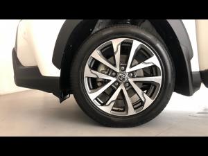 Toyota Corolla Cross 1.8 XR - Image 18