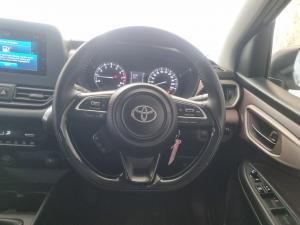 Toyota Starlet Cross 1.5 XS manual - Image 8