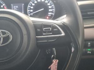 Toyota Starlet Cross 1.5 XS manual - Image 10