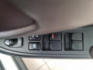 Toyota Starlet Cross 1.5 XS manual - Image 22