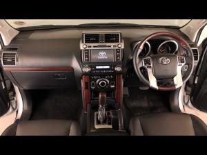 Toyota Land Cruiser Prado 3.0DT VX - Image 6
