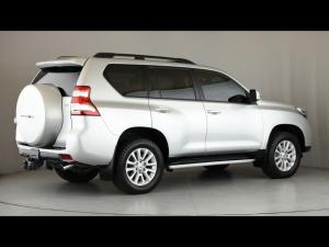 Toyota Land Cruiser Prado 3.0DT VX - Image 2