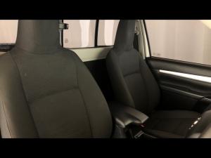 Toyota Hilux 2.4GD-6 single cab Raider auto - Image 12