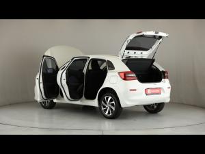 Toyota Starlet 1.5 XS auto - Image 25