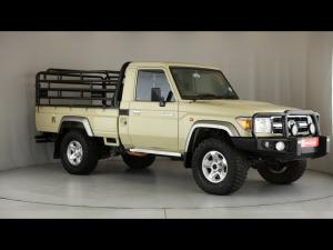 Toyota Land Cruiser 79 4.0 V6 single cab - Image 1
