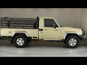 Toyota Land Cruiser 79 4.0 V6 single cab - Image 3