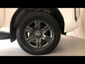 Toyota Hilux 2.4GD-6 single cab Raider manual - Image 17