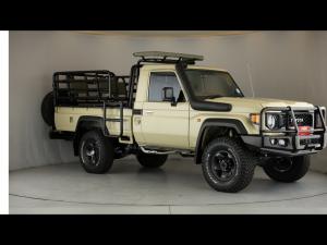 Toyota Land Cruiser 79 4.2D single cab - Image 1