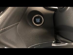 Toyota Corolla Cross 1.8 XS - Image 16