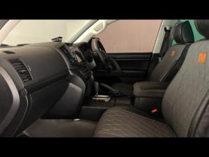 Toyota Land Cruiser 200 4.5D-4D V8 GX-R - Image 7