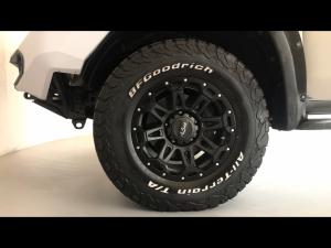 Toyota Land Cruiser 200 4.5D-4D V8 GX-R - Image 18