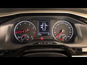 Volkswagen Polo sedan 1.6 Life - Image 9