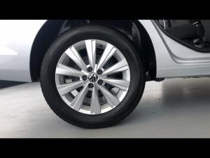 Volkswagen Polo sedan 1.6 Life - Image 20