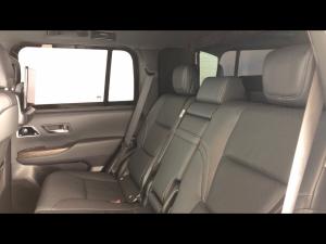 Toyota Land Cruiser 300 3.3D ZX - Image 11