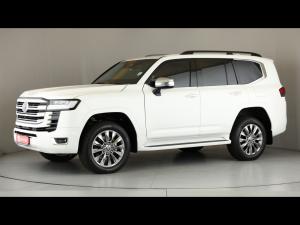 Toyota Land Cruiser 300 3.3D ZX - Image 23