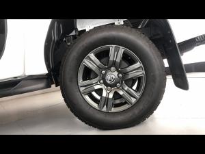 Toyota Hilux 2.4GD-6 double cab 4x4 Raider manual - Image 19