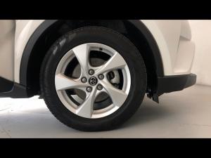 Toyota C-HR 1.2T - Image 17