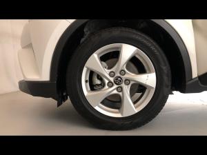 Toyota C-HR 1.2T - Image 18