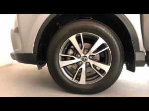 Toyota RAV4 2.0 GX auto - Image 18