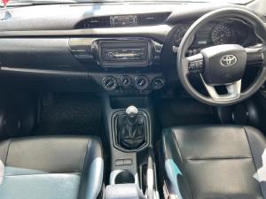 Toyota Hilux 2.4GD-6 double cab 4x4 SR - Image 6