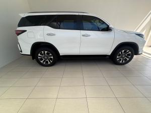 Toyota Fortuner 2.8GD-6 4x4 - Image 3