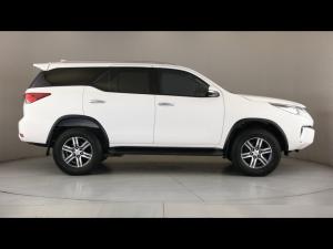 Toyota Fortuner 2.4GD-6 auto - Image 3