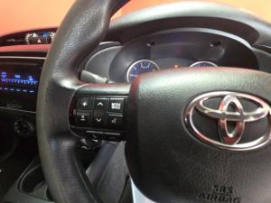 Toyota Hilux 2.4 GD-6 SRX 4X4 automaticS/C - Image 9