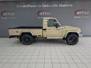 Toyota Land Cruiser 79 4.0PS/C - Image 3