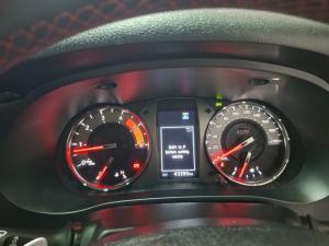 Toyota Hilux 2.8 GD-6 GR-S 4X4 automaticD/C - Image 11