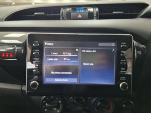 Toyota Hilux 2.4 GD-6 Raider 4X4 automaticD/C - Image 12