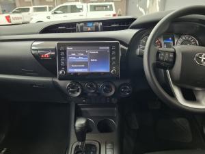 Toyota Hilux 2.4 GD-6 Raider 4X4 automaticD/C - Image 13