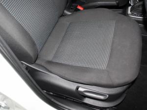 Volkswagen Polo Vivo 1.6 Comfortline TIP - Image 17