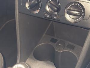 Volkswagen Polo Vivo 1.4 Trendline - Image 10